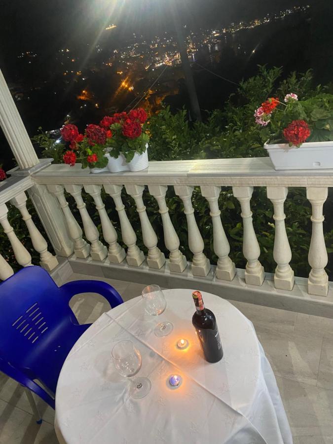 Vila Sinani Sarande Exterior photo